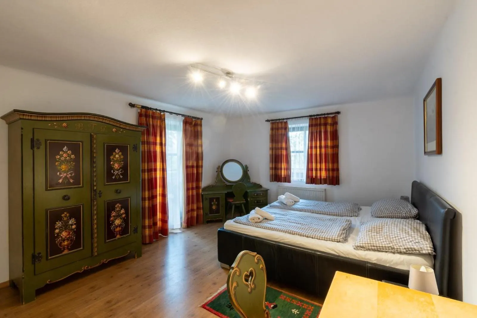 Bauernappartement Mit Balkon سالزبورغ النمسا